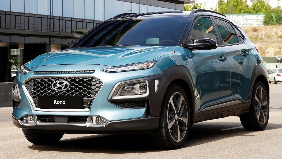 2017 Hyundai Kona blue front feature image