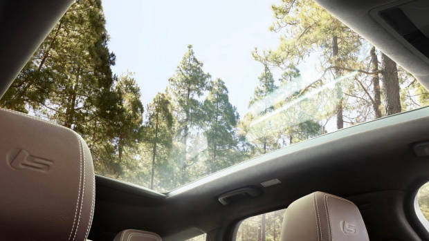 2017 Jaguar XF Sportbrake panoramic roof
