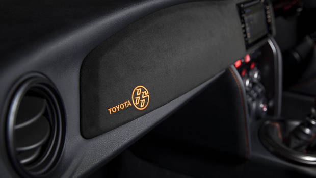 2017 Toyota 86 Limited Edition interior Grandlux