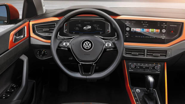 2018 Volkswagen Polo interior