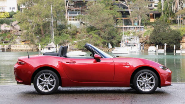 2017 Mazda MX-5 1.5 Roadster Soul Red Side Profile