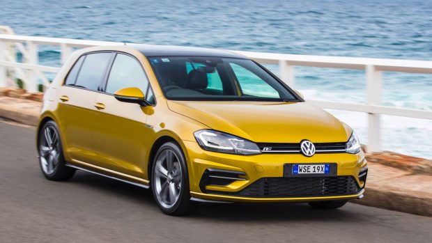 2017 Volkswagen Golf 7.5 110TSI R-Line Front End Driving – Chasing Cars