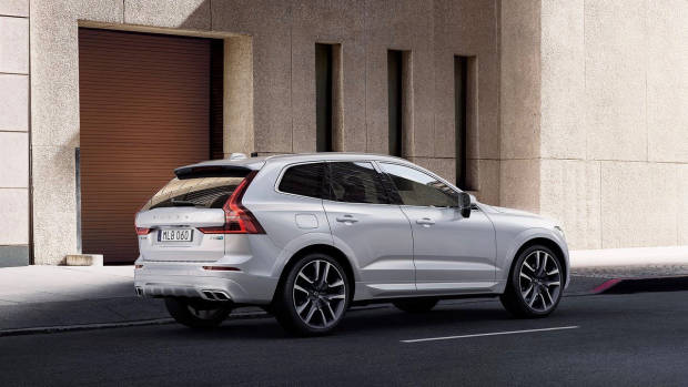2017 Volvo XC60 T8 Polestar white rear