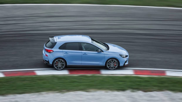 2018 Hyundai i30 N Performance Blue Side Profile – Chasing Cars