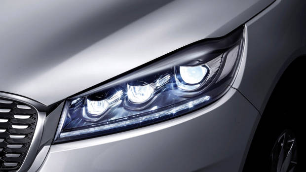 2018 Kia Sorento LED headlights