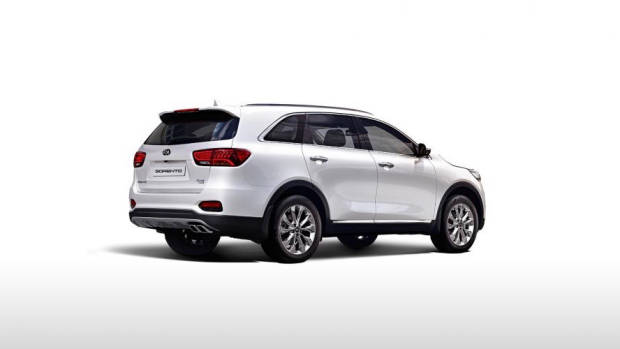 2018 Kia Sorento white rear