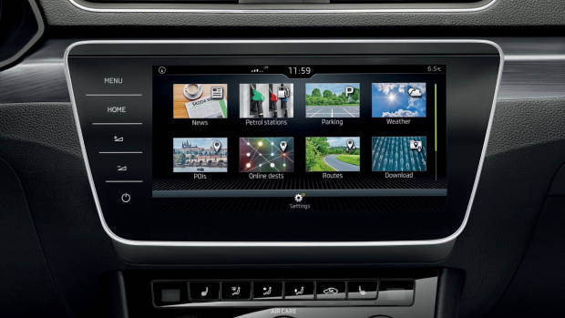 2018 Skoda Superb infotainment
