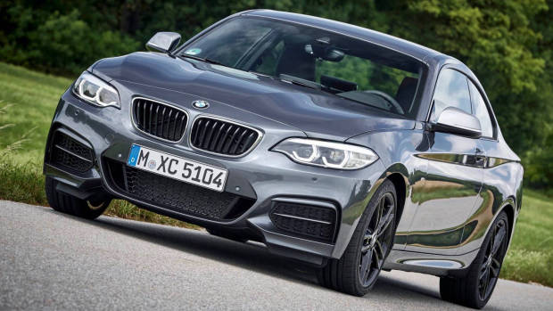 2018 BMW 2 Series grey front side moving