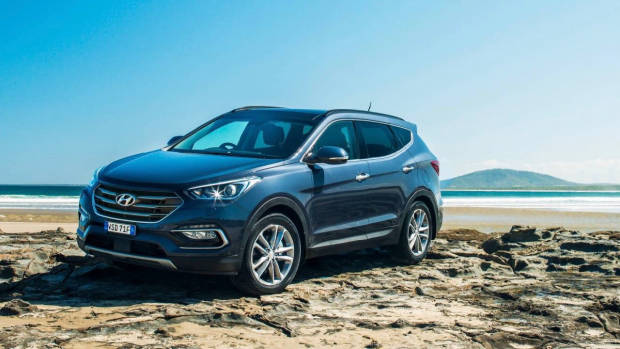 2018 Hyundai Santa Fe front