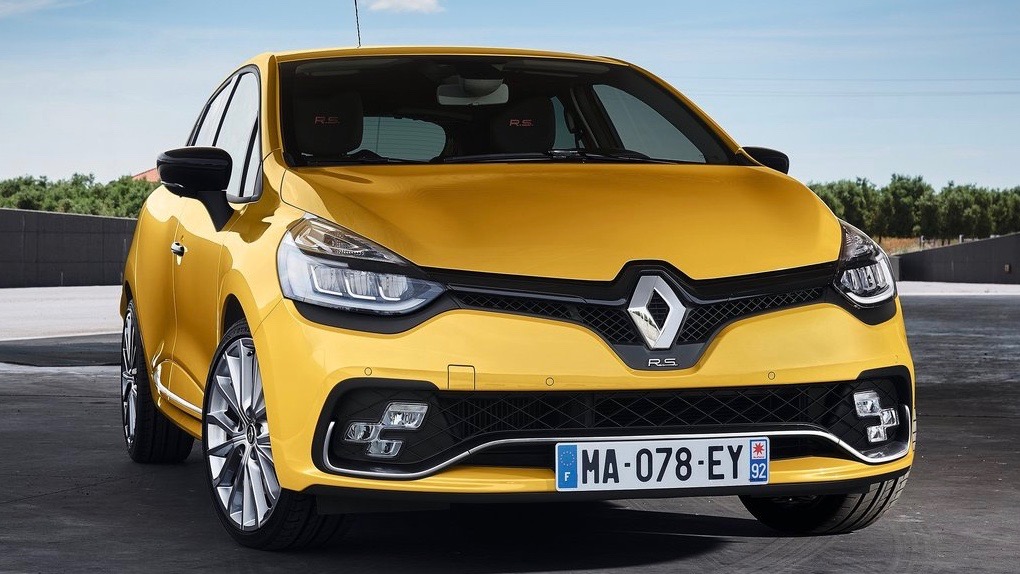 2018 Renault Clio R.S. yellow front