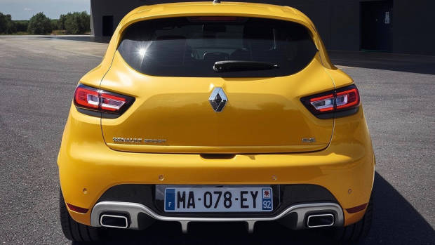 2018 Renault Clio R.S. yellow rear