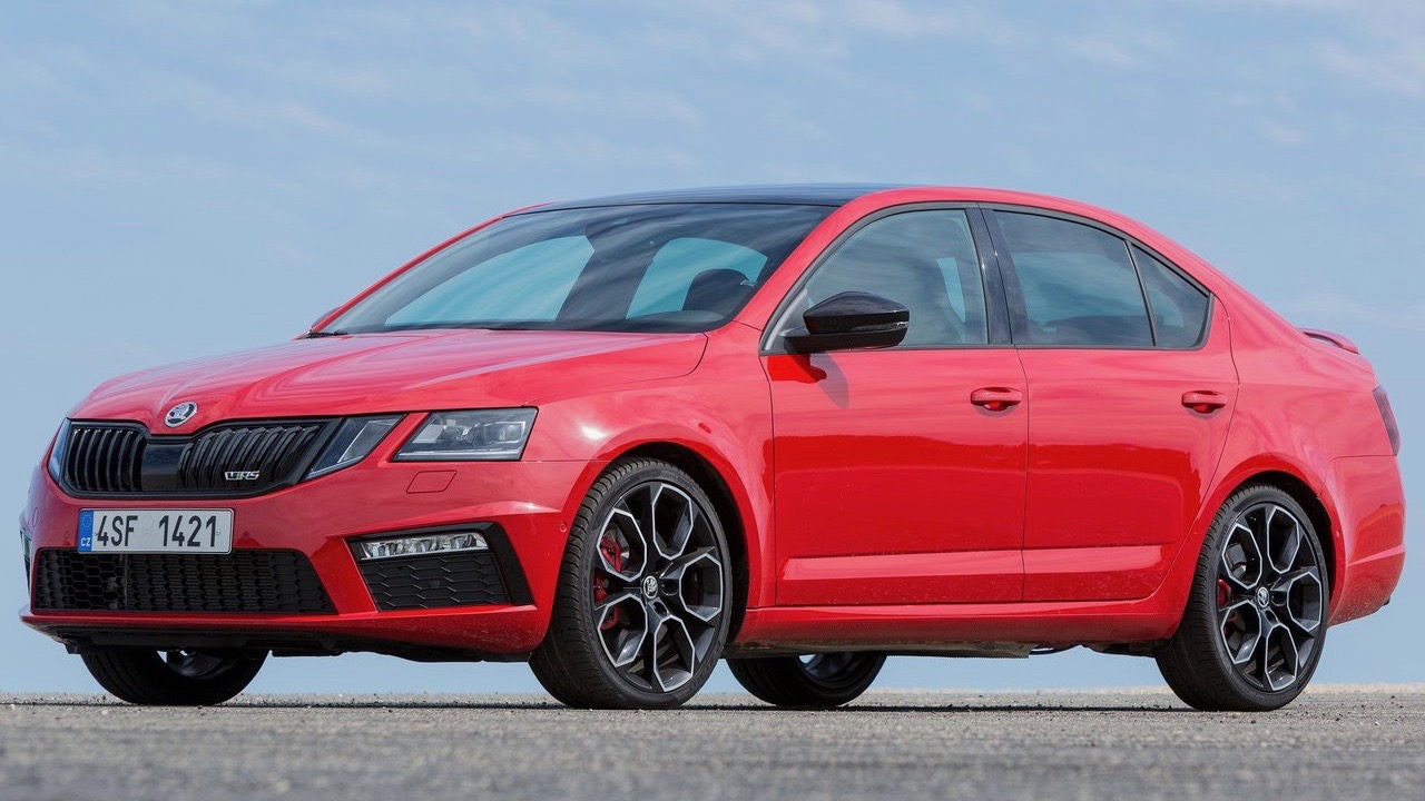 2018 Skoda Octavia RS245 red sedan front side