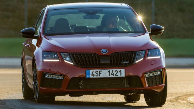 2018 Skoda Octavia RS245 red sedan front