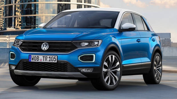 2018 Volkswagen T-Roc blue front