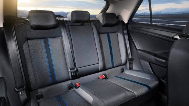2018 Volkswagen T-Roc rear seat