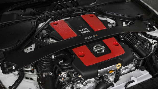 2017 Nissan 370Z NISMO VQ 3.7-litre V6 engine