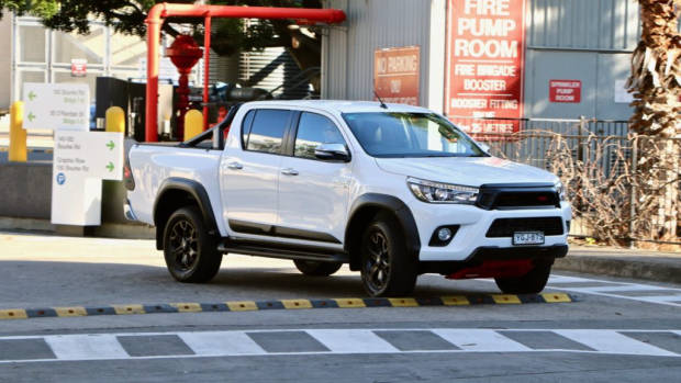 2017 Toyota HiLux TRD Crystal Pearl Driving Front End