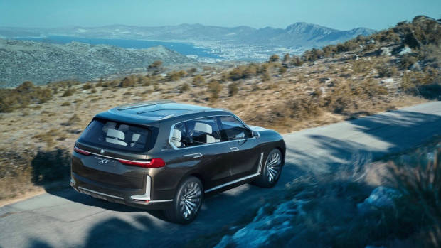 BMW X7 iPerformance concept rear