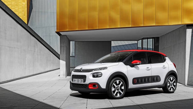 2018 Citroen C3 white front far
