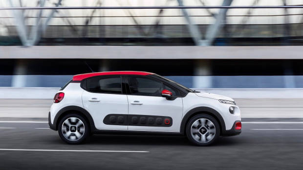 2018 Citroen C3 white side