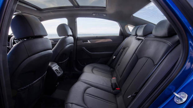 2018 Hyundai Sonata Premium rear seat