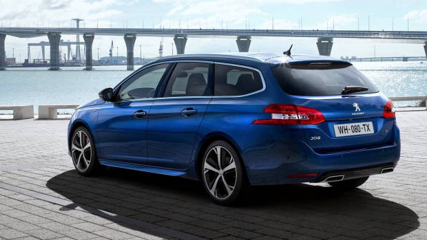 2018 Peugeot 308 Touring rear