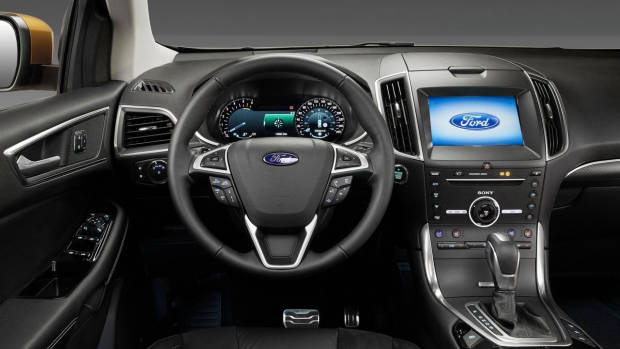 2018 Ford Edge dashboard