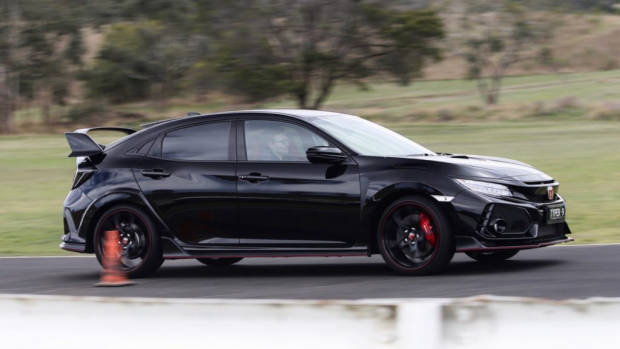 2018 Honda Civic Type R Slalom Crystal Black