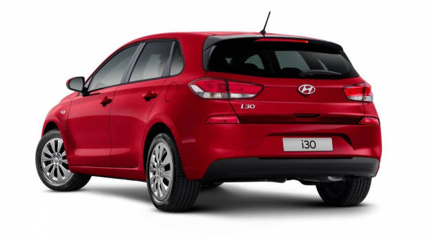 2018 Hyundai i30 Go red rear