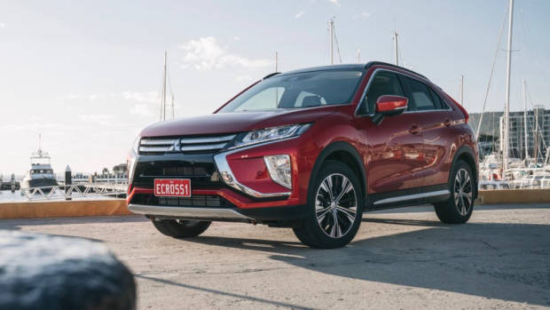2018 Mitsubishi Eclipse Cross Red Diamond Front End