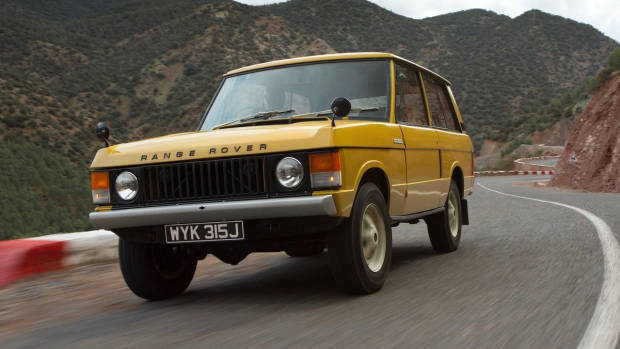 1970 Range Rover yellow front