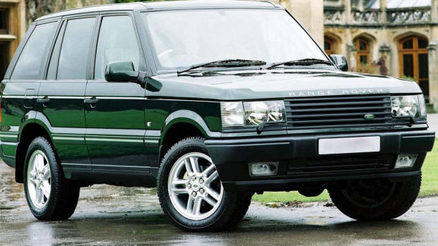 2001 Range Rover green front