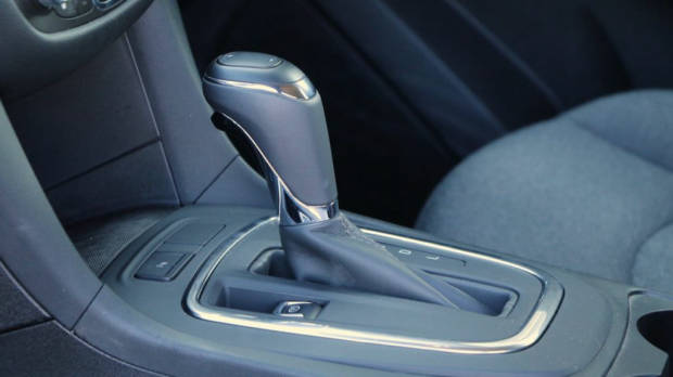 2018 Holden Equinox LT Review 9 Speed Automatic Gearbox