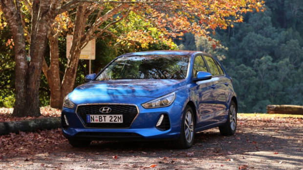 2018 Hyundai i30 Active Marina Blue Front Three Quarter