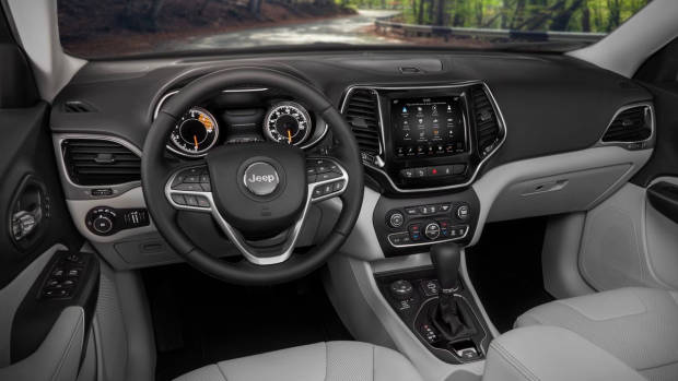 2019 Jeep Cherokee Limited interior