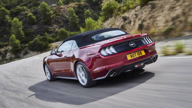 2018 Ford Mustang GT convertible Royal Crimson rear 3/4