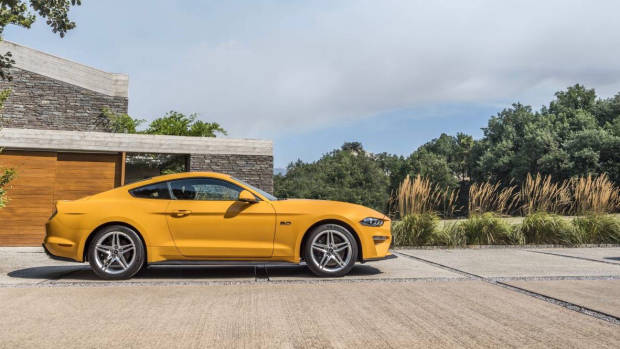 2018 Ford Mustang GT coupe Orange Fury side