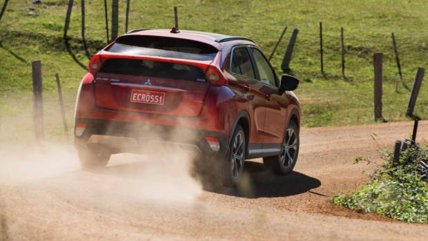 2018 Mitsubishi Eclipse Cross Review Red Diamond Off Road Rear