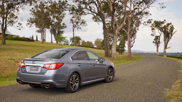 2018 Subaru Liberty 3.6R grey rear 3/4