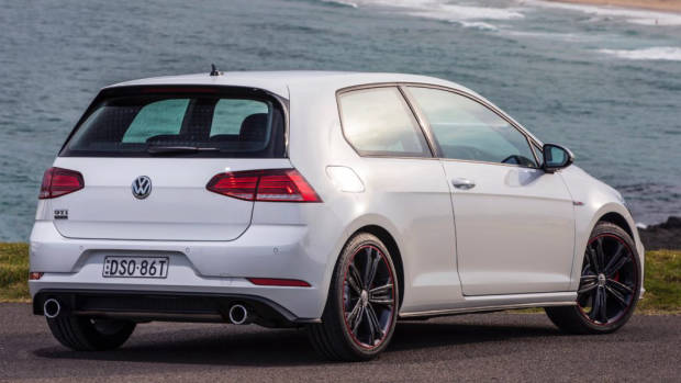 2018 Volkswagen Golf GTI Original rear 3/4