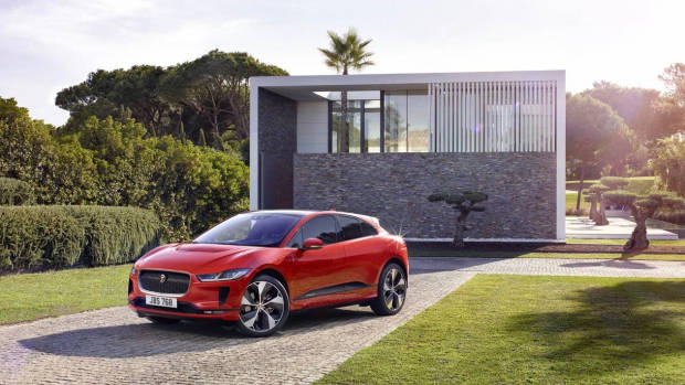 2019 Jaguar I-Pace red front 3/4