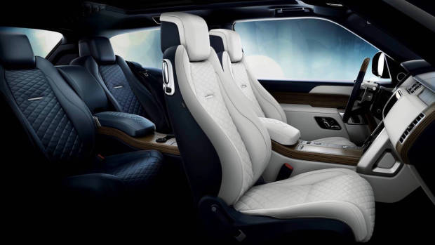 2019 Range Rover SV Coupe interior layout