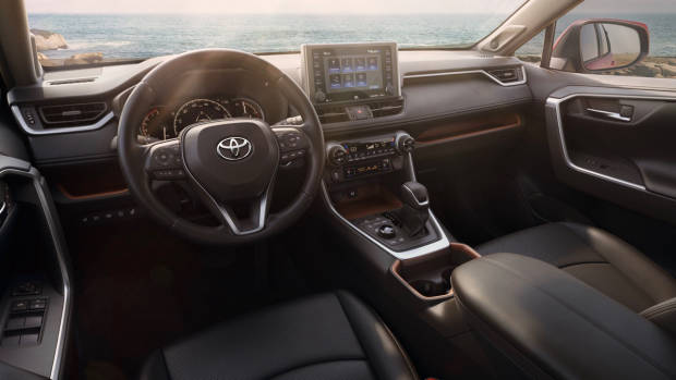 2019 Toyota RAV4 dashboard