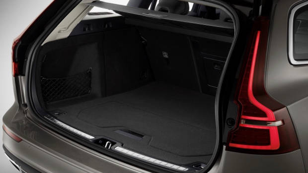 2019 Volvo V60 boot