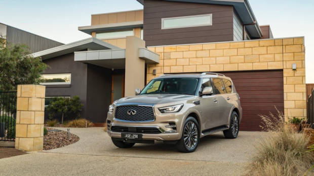 2018 Infiniti QX80 Review Champagne Quartz Front End