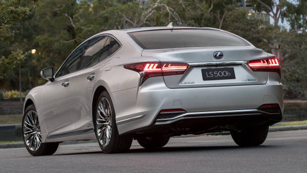 2018 Lexus LS silver rear 3/4