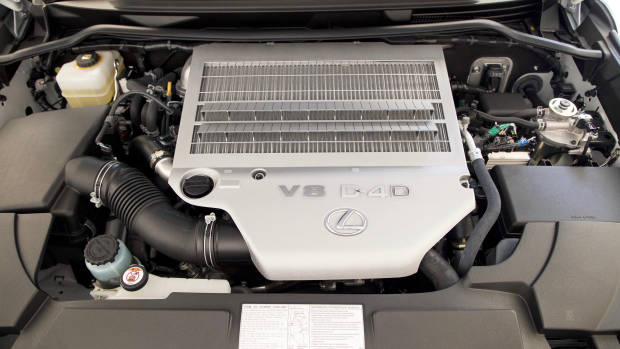 2018 Lexus LX450d engine