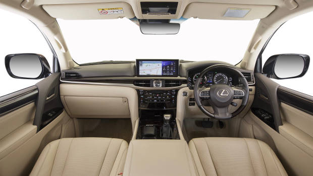 2018 Lexus LX450d interior