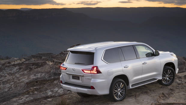 2018 Lexus LX450d rear 3/4