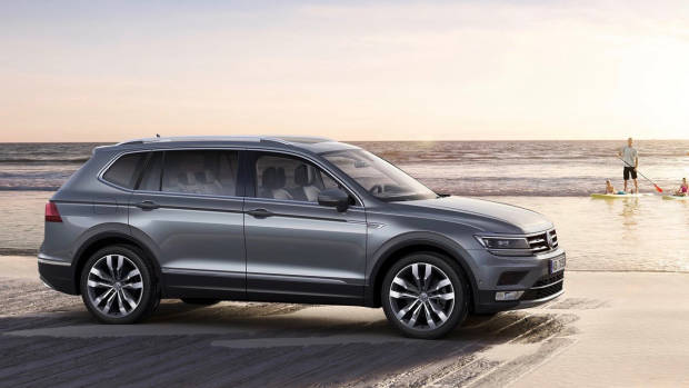 2018 Volkswagen Tiguan Allspace R-Line grey side 3/4